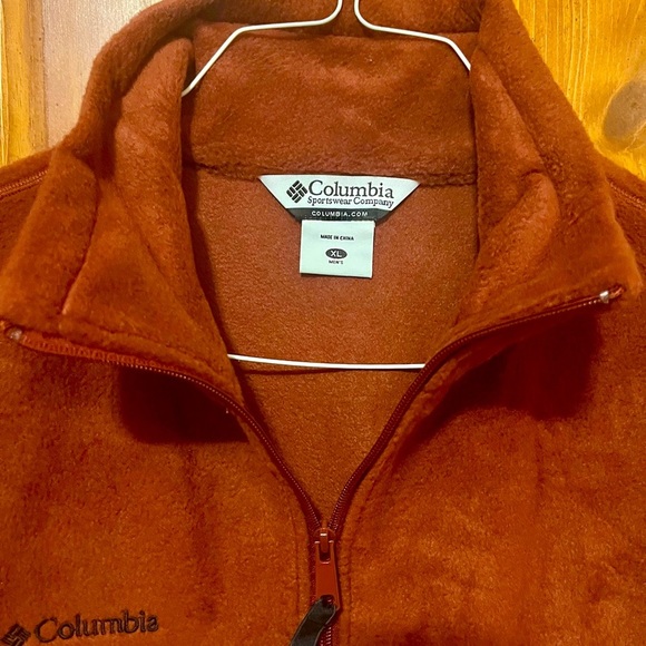 Columbia Fleece Vest - XL - Picture 1 of 5